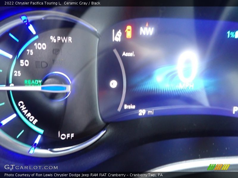 Ceramic Gray / Black 2022 Chrysler Pacifica Touring L