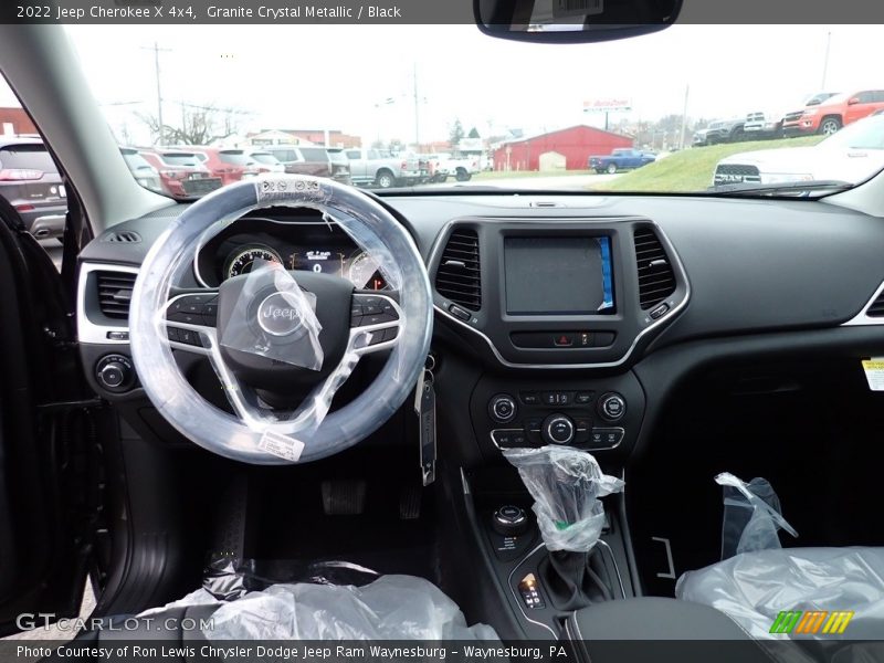 Granite Crystal Metallic / Black 2022 Jeep Cherokee X 4x4