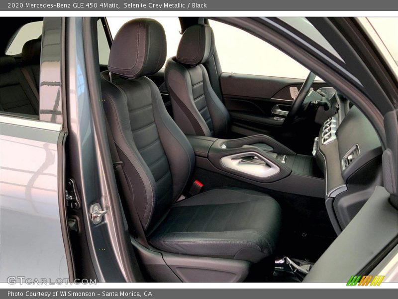 Front Seat of 2020 GLE 450 4Matic