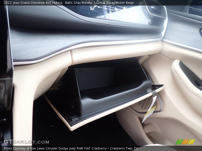 Baltic Gray Metallic / Global Black/Wicker Beige 2022 Jeep Grand Cherokee 4XE Hybrid