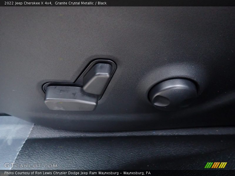 Granite Crystal Metallic / Black 2022 Jeep Cherokee X 4x4