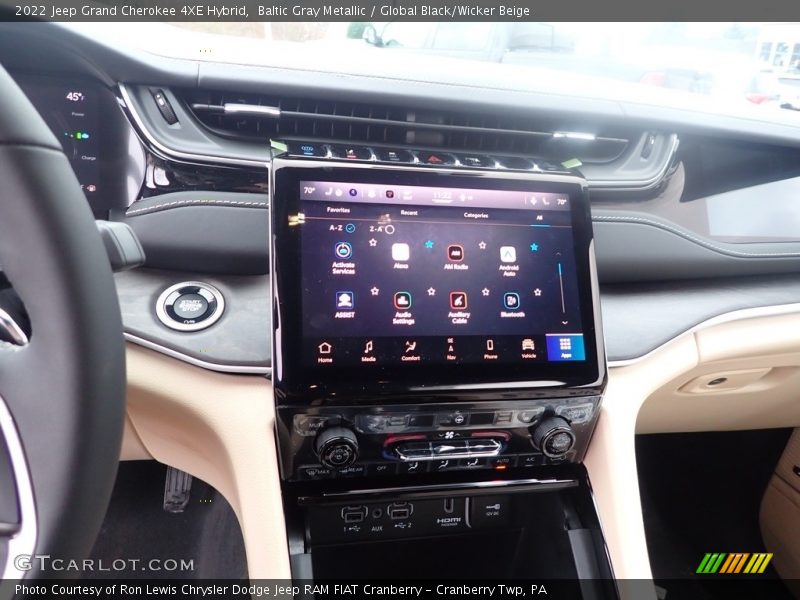 Baltic Gray Metallic / Global Black/Wicker Beige 2022 Jeep Grand Cherokee 4XE Hybrid