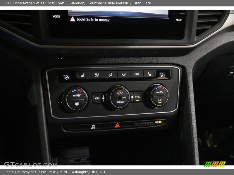 Controls of 2020 Atlas Cross Sport SE 4Motion