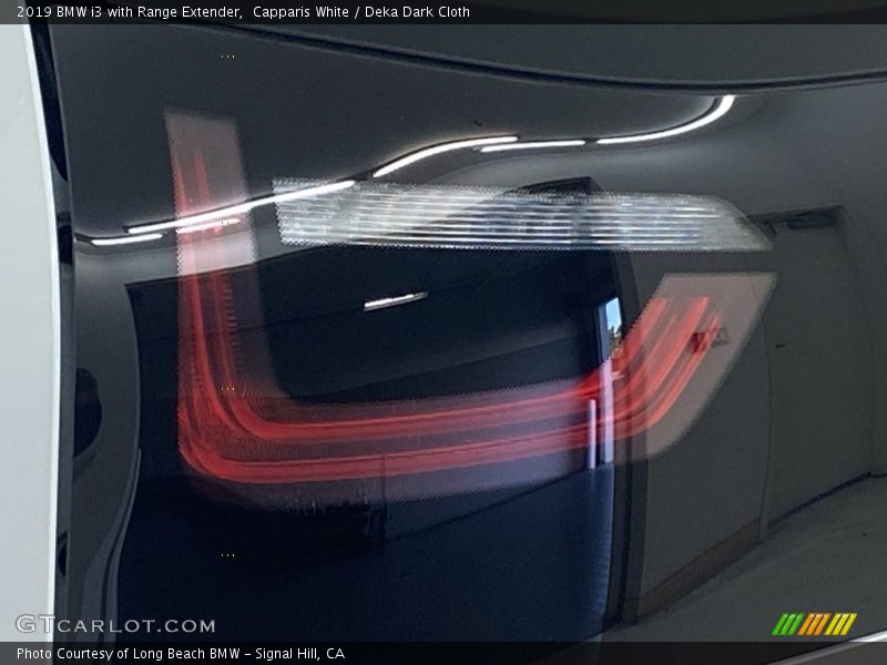 Capparis White / Deka Dark Cloth 2019 BMW i3 with Range Extender