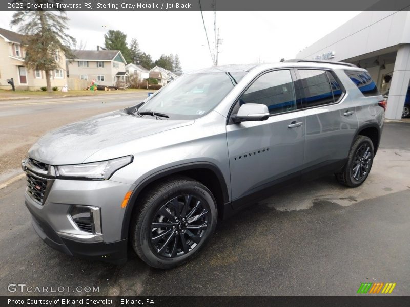 Sterling Gray Metallic / Jet Black 2023 Chevrolet Traverse RS