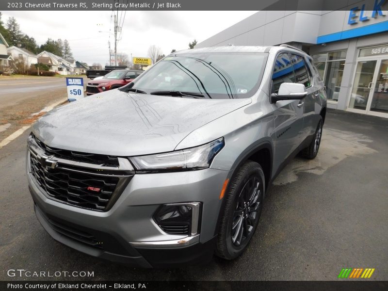 Sterling Gray Metallic / Jet Black 2023 Chevrolet Traverse RS