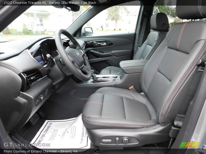 Sterling Gray Metallic / Jet Black 2023 Chevrolet Traverse RS
