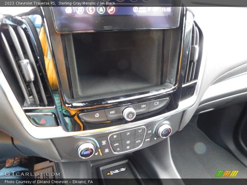 Sterling Gray Metallic / Jet Black 2023 Chevrolet Traverse RS