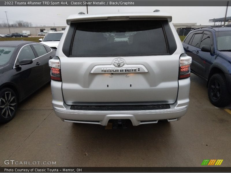 Classic Silver Metallic / Black/Graphite 2022 Toyota 4Runner TRD Sport 4x4
