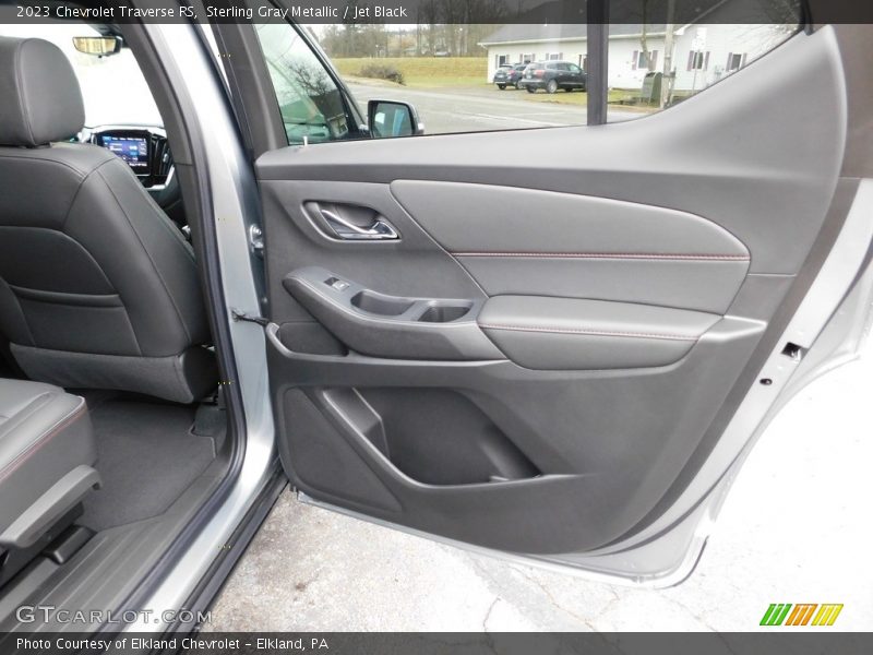 Sterling Gray Metallic / Jet Black 2023 Chevrolet Traverse RS
