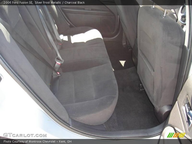Silver Frost Metallic / Charcoal Black 2006 Ford Fusion SE