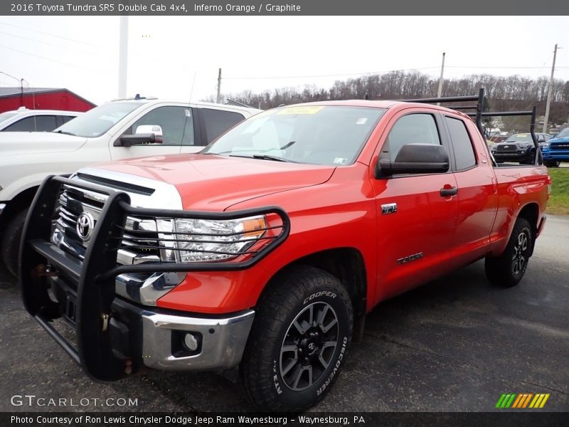 Front 3/4 View of 2016 Tundra SR5 Double Cab 4x4