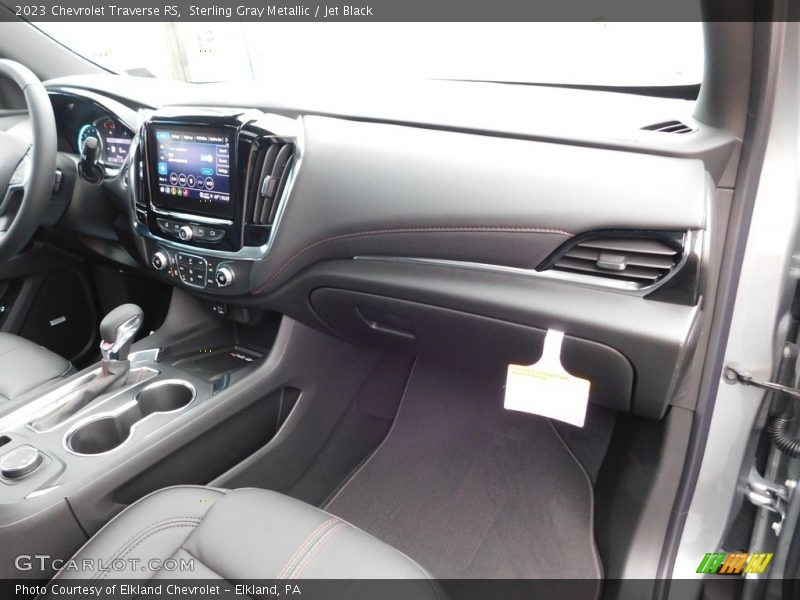 Sterling Gray Metallic / Jet Black 2023 Chevrolet Traverse RS