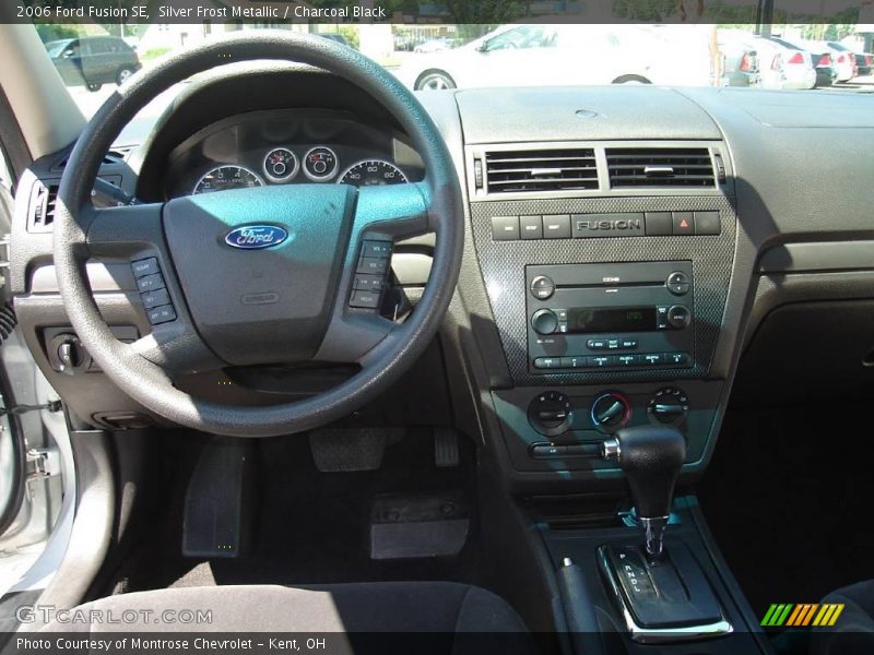 Silver Frost Metallic / Charcoal Black 2006 Ford Fusion SE