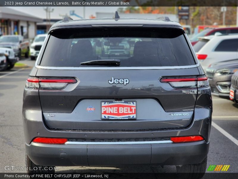 Baltic Gray Metallic / Global Black 2023 Jeep Grand Cherokee L Laredo