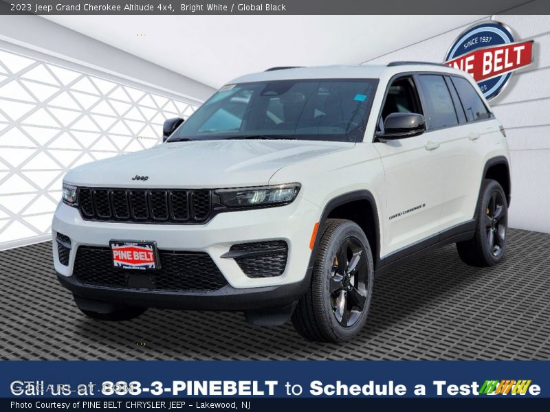 Bright White / Global Black 2023 Jeep Grand Cherokee Altitude 4x4