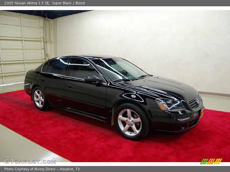 Super Black / Blond 2005 Nissan Altima 3.5 SE
