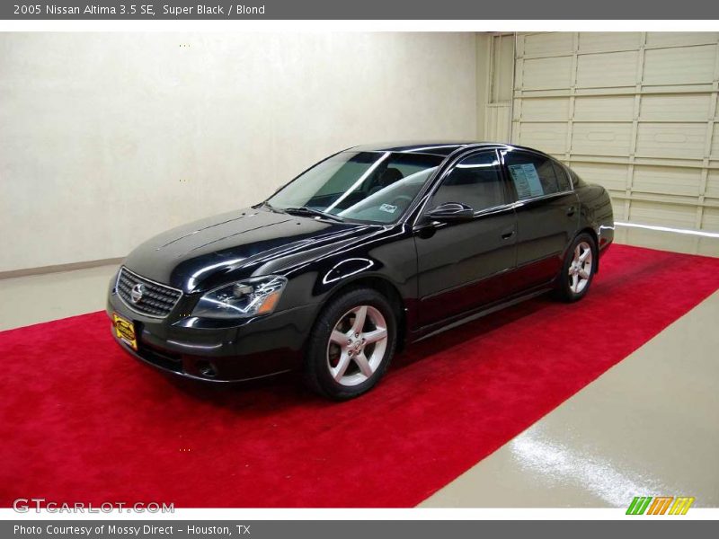 Super Black / Blond 2005 Nissan Altima 3.5 SE