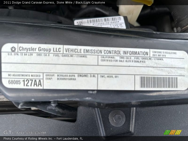 Stone White / Black/Light Graystone 2011 Dodge Grand Caravan Express