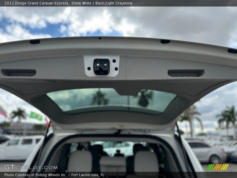 Stone White / Black/Light Graystone 2011 Dodge Grand Caravan Express
