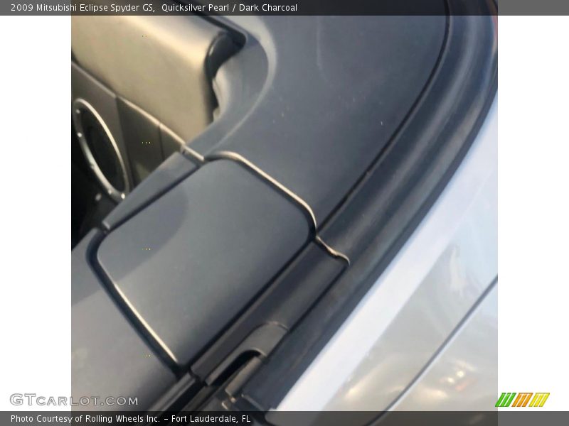 Quicksilver Pearl / Dark Charcoal 2009 Mitsubishi Eclipse Spyder GS
