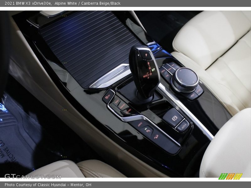  2021 X3 xDrive30e 8 Speed Automatic Shifter