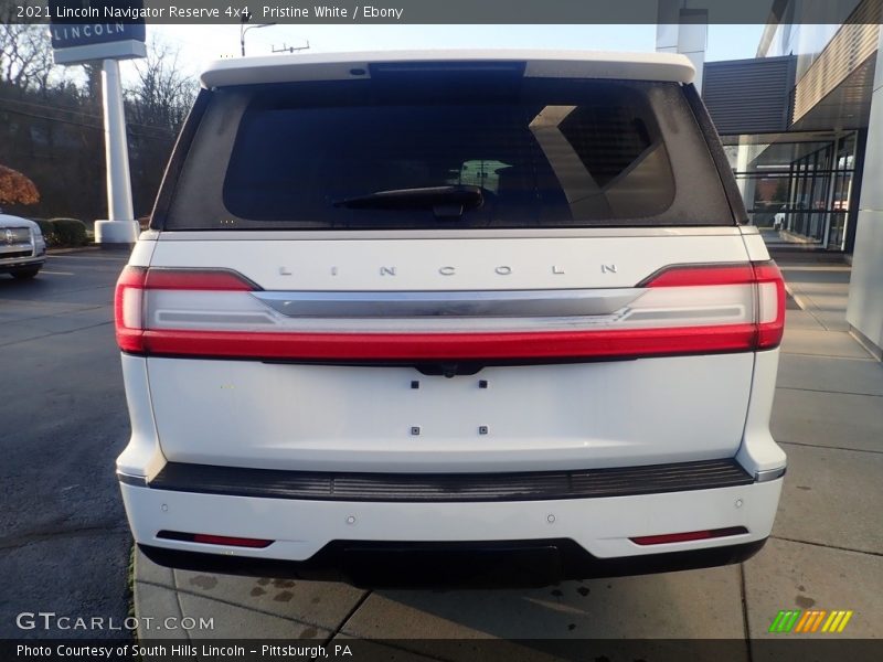 Pristine White / Ebony 2021 Lincoln Navigator Reserve 4x4