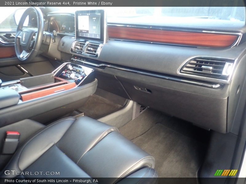 Dashboard of 2021 Navigator Reserve 4x4