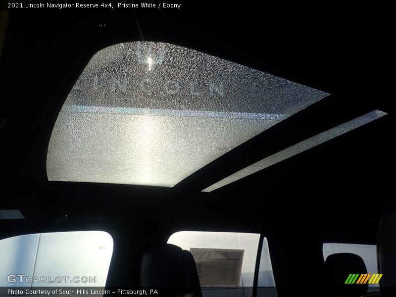 Pristine White / Ebony 2021 Lincoln Navigator Reserve 4x4
