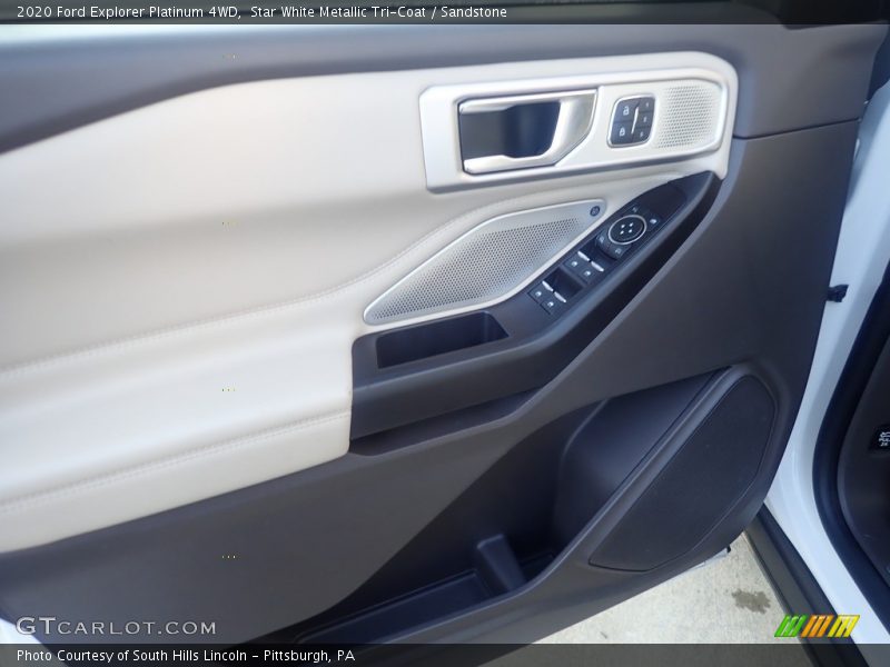 Door Panel of 2020 Explorer Platinum 4WD