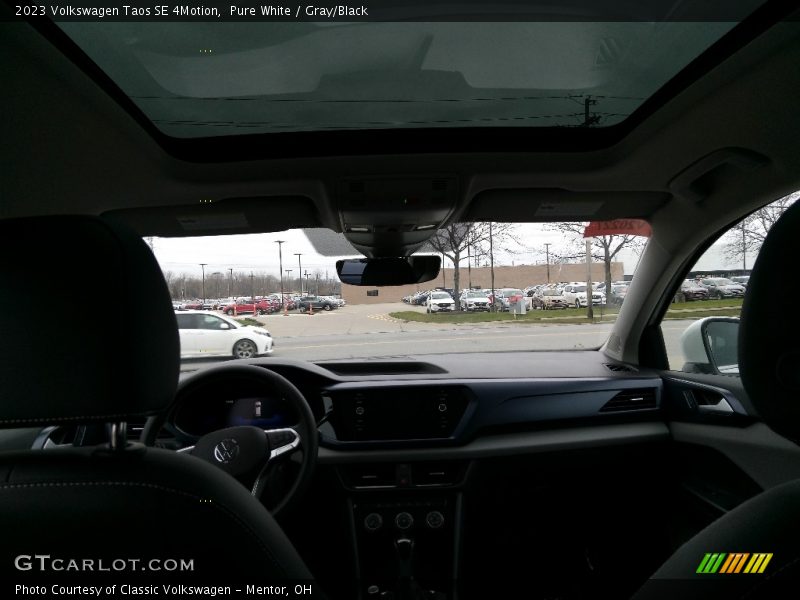 Pure White / Gray/Black 2023 Volkswagen Taos SE 4Motion