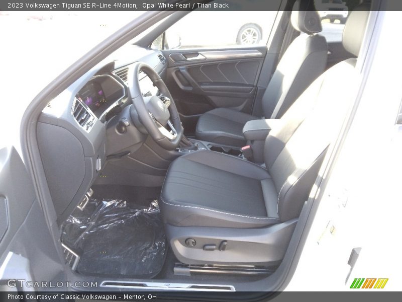 Opal White Pearl / Titan Black 2023 Volkswagen Tiguan SE R-Line 4Motion