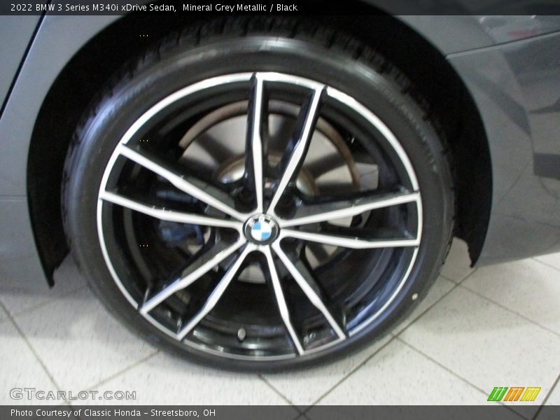 Mineral Grey Metallic / Black 2022 BMW 3 Series M340i xDrive Sedan