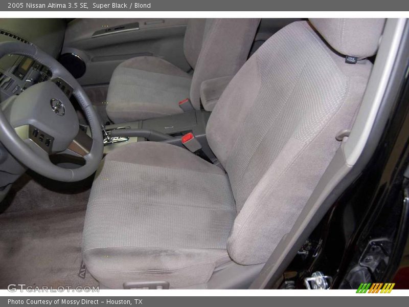 Super Black / Blond 2005 Nissan Altima 3.5 SE