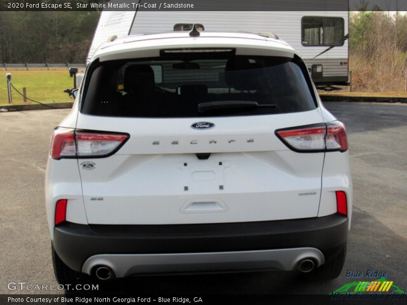 Star White Metallic Tri-Coat / Sandstone 2020 Ford Escape SE