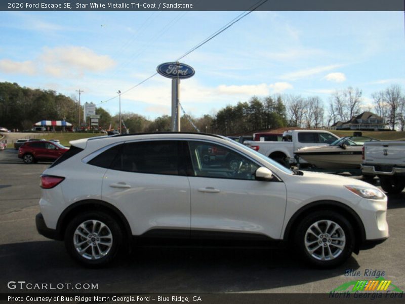 Star White Metallic Tri-Coat / Sandstone 2020 Ford Escape SE