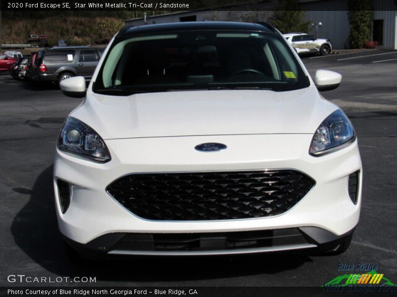 Star White Metallic Tri-Coat / Sandstone 2020 Ford Escape SE