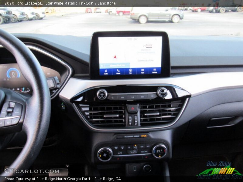 Star White Metallic Tri-Coat / Sandstone 2020 Ford Escape SE