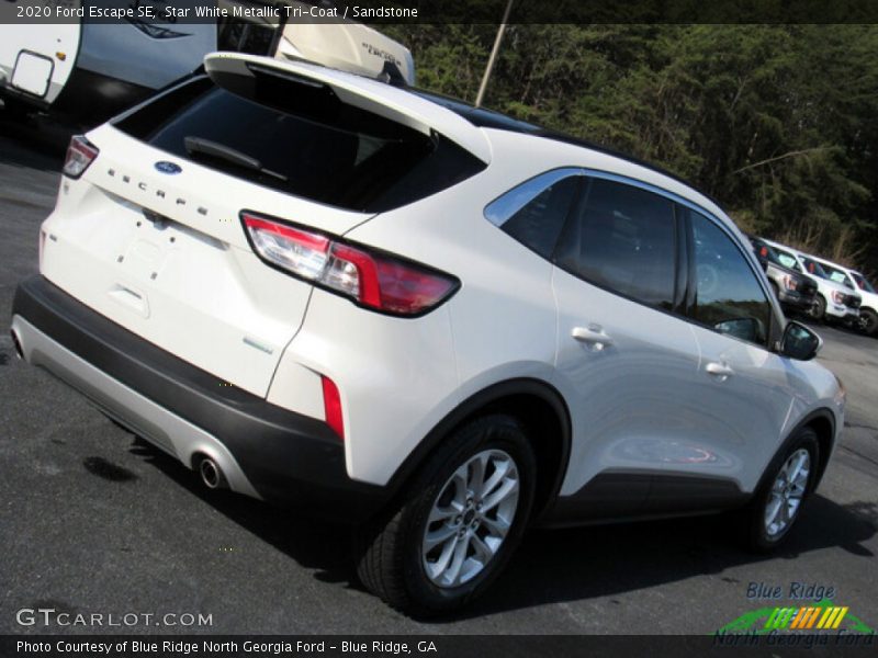 Star White Metallic Tri-Coat / Sandstone 2020 Ford Escape SE