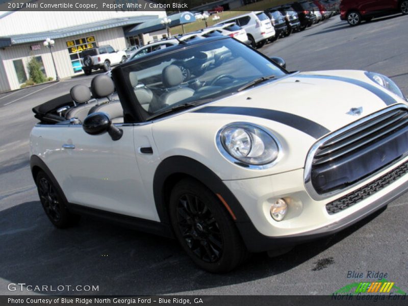 Pepper White / Carbon Black 2017 Mini Convertible Cooper