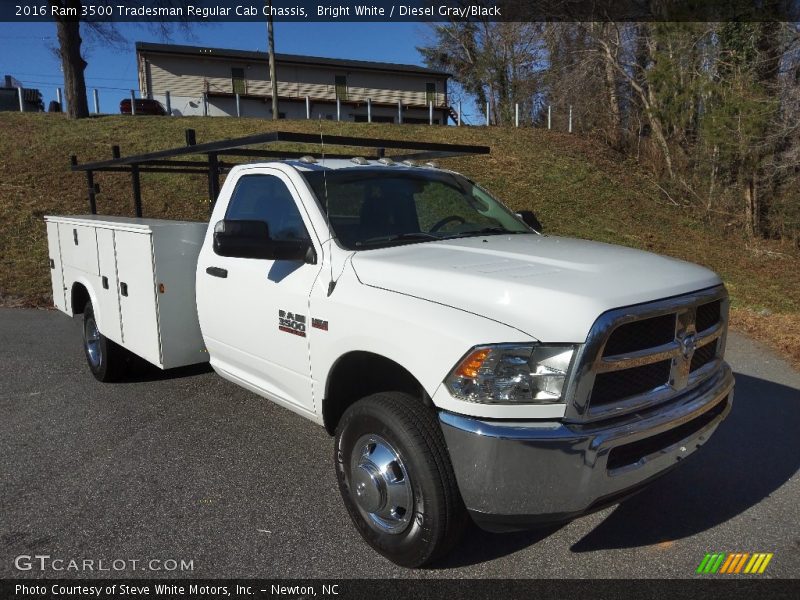 Front 3/4 View of 2016 3500 Tradesman Regular Cab Chassis