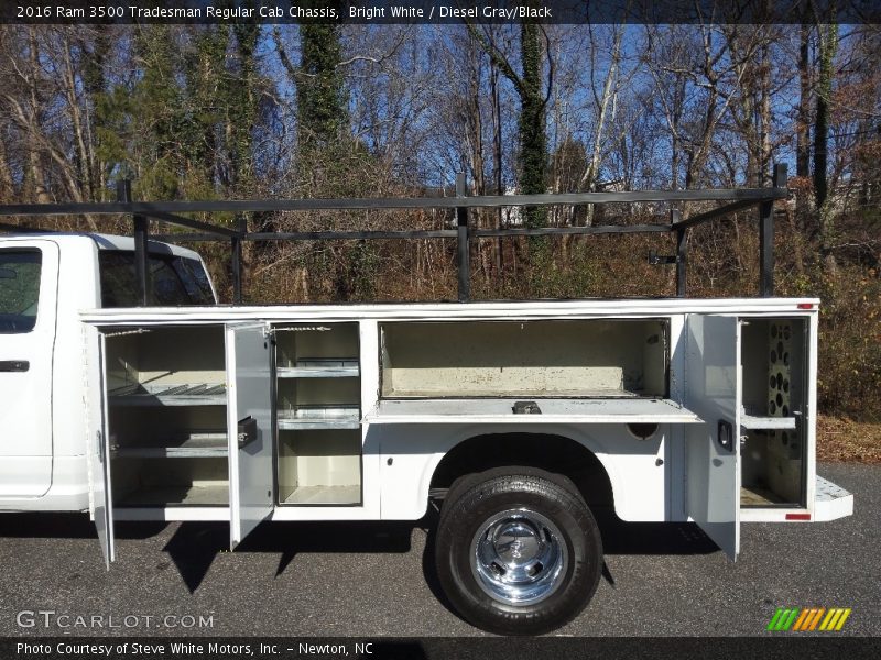 Bright White / Diesel Gray/Black 2016 Ram 3500 Tradesman Regular Cab Chassis
