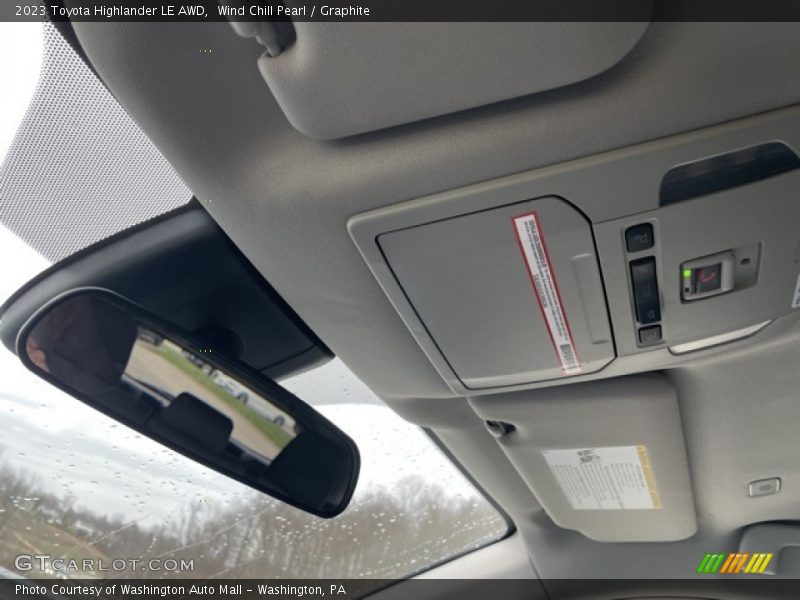 Wind Chill Pearl / Graphite 2023 Toyota Highlander LE AWD
