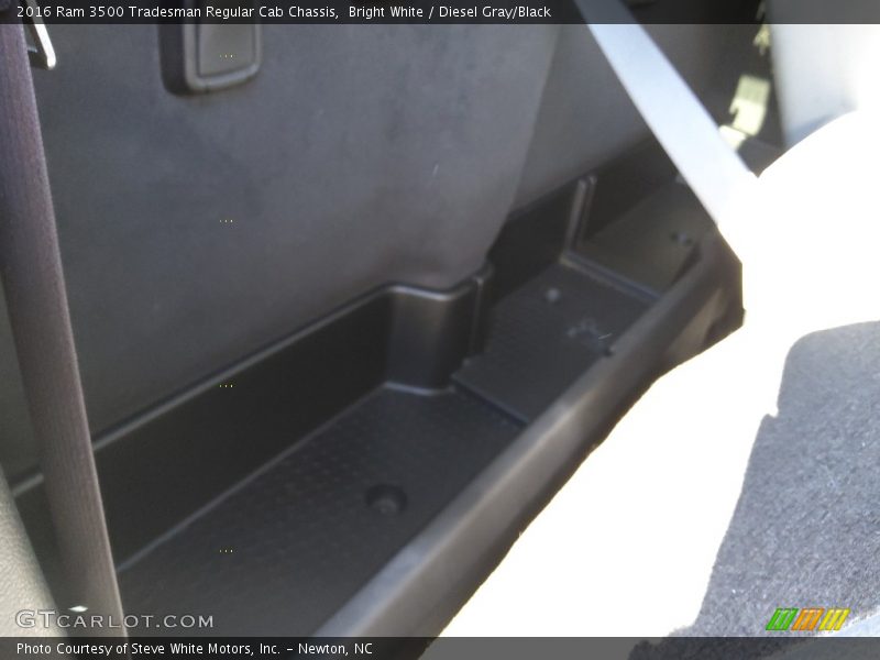 Bright White / Diesel Gray/Black 2016 Ram 3500 Tradesman Regular Cab Chassis