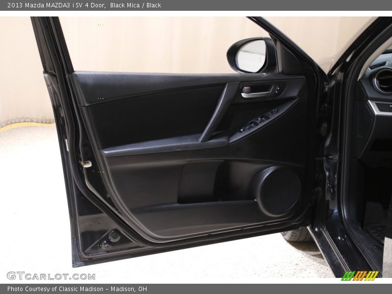 Black Mica / Black 2013 Mazda MAZDA3 i SV 4 Door