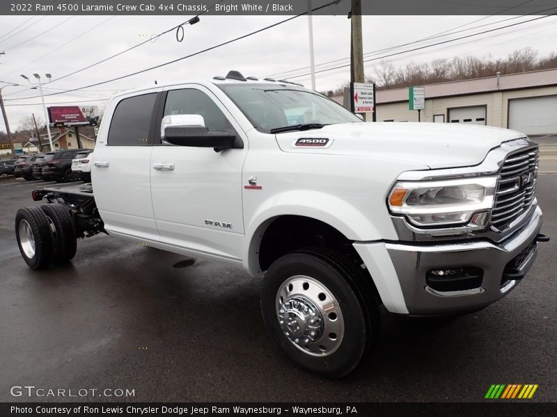 Bright White / Black 2022 Ram 4500 Laramie Crew Cab 4x4 Chassis