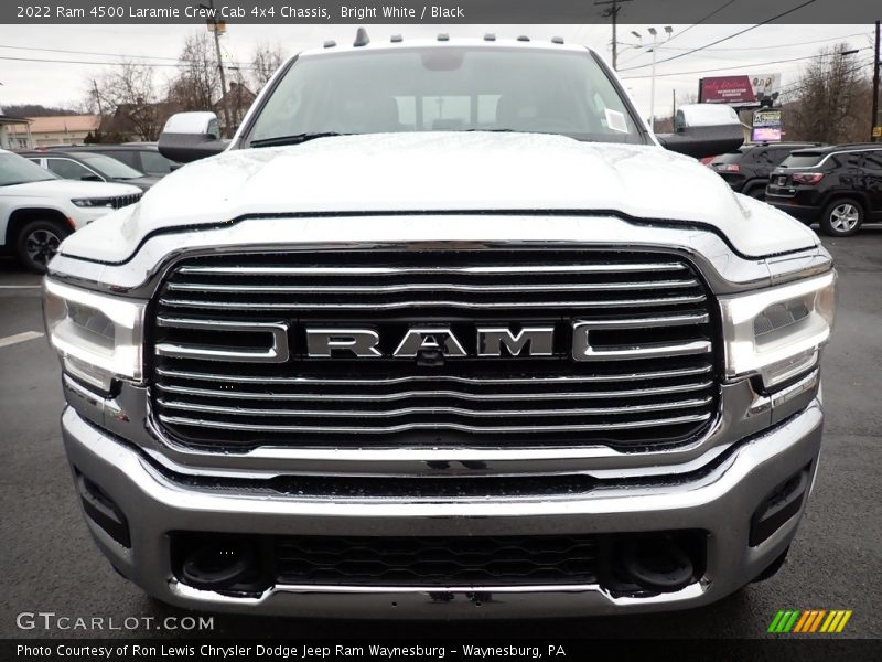 Bright White / Black 2022 Ram 4500 Laramie Crew Cab 4x4 Chassis