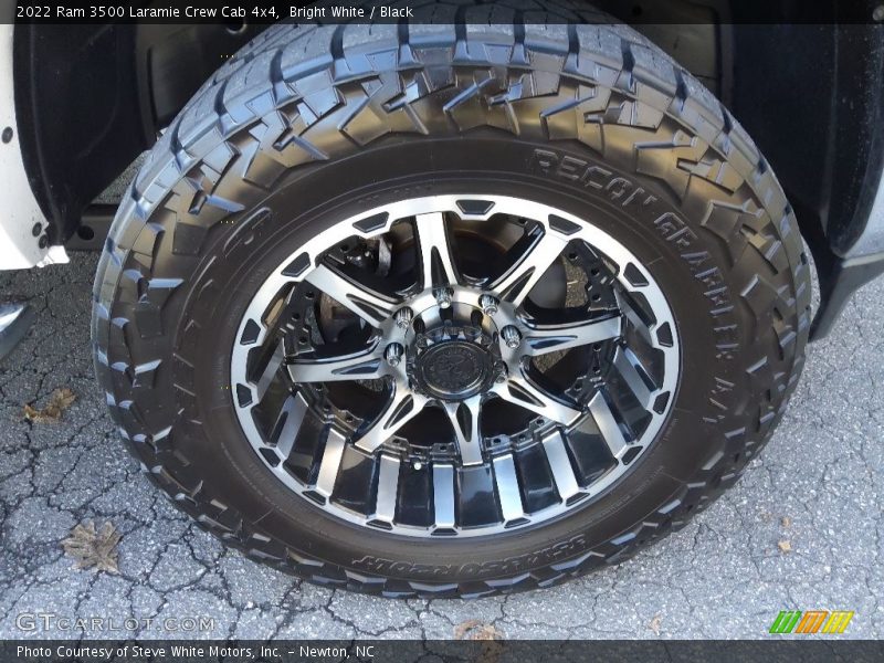Bright White / Black 2022 Ram 3500 Laramie Crew Cab 4x4