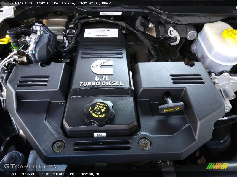 Bright White / Black 2022 Ram 3500 Laramie Crew Cab 4x4