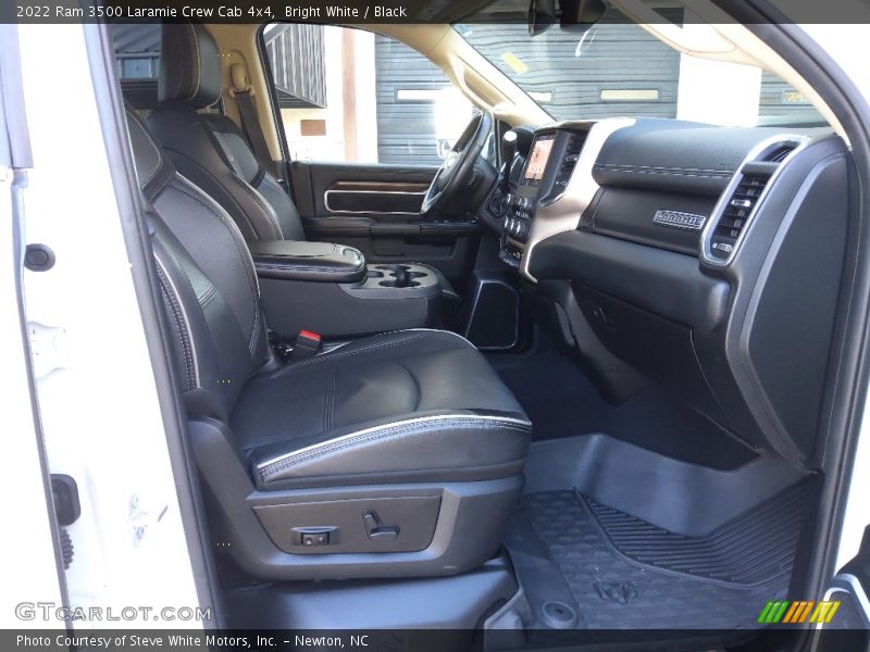 Bright White / Black 2022 Ram 3500 Laramie Crew Cab 4x4